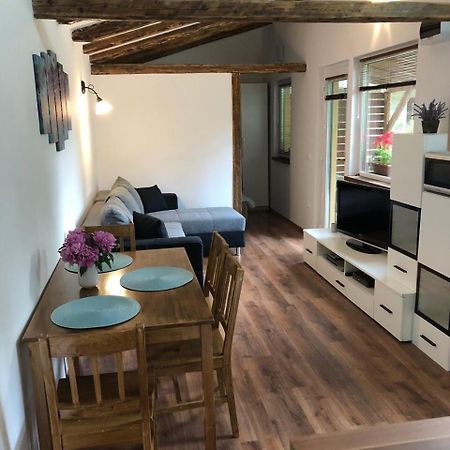Tulipan Apartman エゲル エクステリア 写真