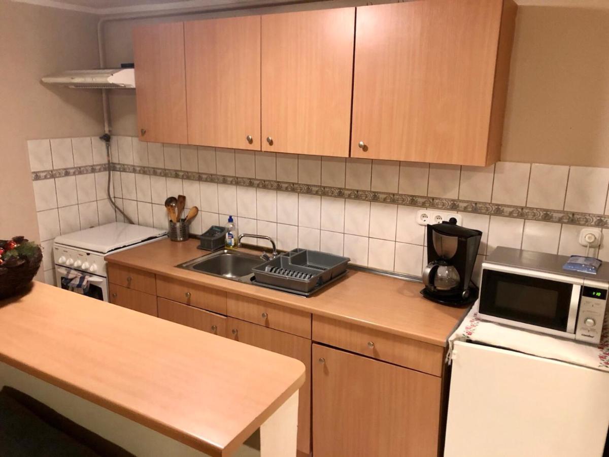 Tulipan Apartman エゲル エクステリア 写真