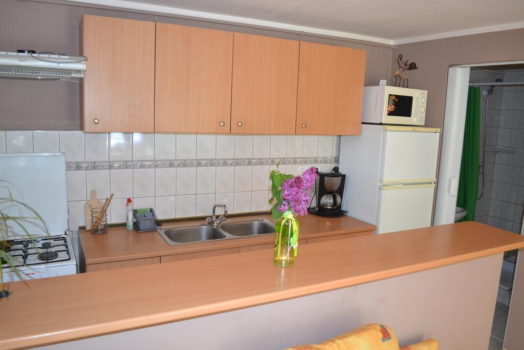 Tulipan Apartman エゲル エクステリア 写真